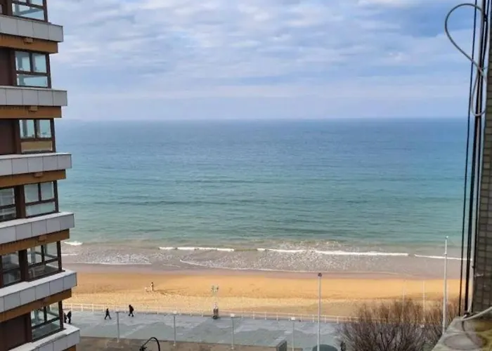 San Lorenzo 11 * Gijon